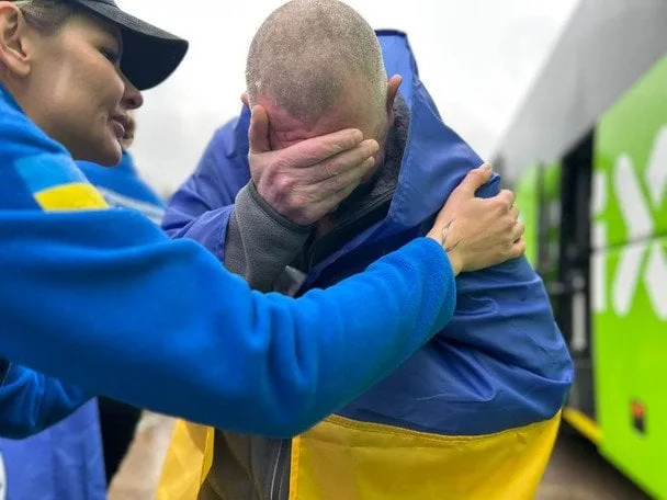 Чи Україна відмовляється забирати полонених: факти та спростування
