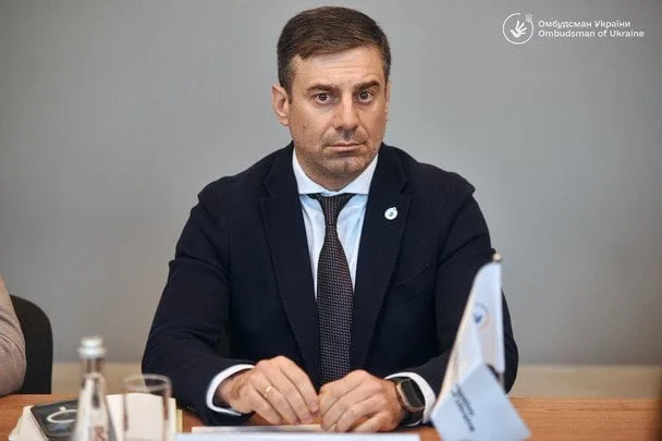 Керівника Закарпатського ТЦК відсторонили: причини та наслідки
