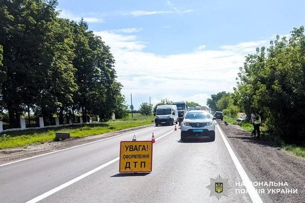 ДТП на Вінниччині: деталі аварії трьох авто та причини