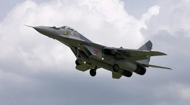 Конфлікт навколо МіГ-29: чому винищувачі не потрапляють в бій