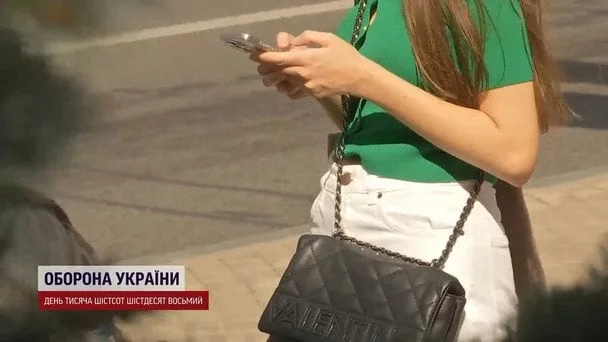 Як працюють шахрайські колцентри: дохід мільйони на дзвінках