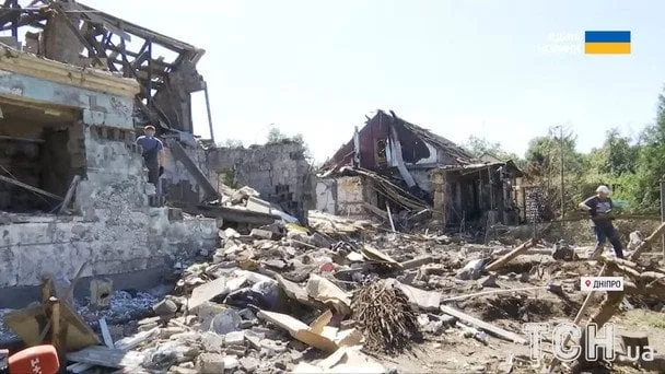 Ночей атака на Дніпро: як люди врятувалися з-під завалів