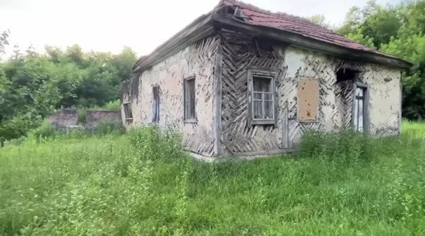 Село-привид на Чернігівщині: як виглядає Новоселиця без людей і світла