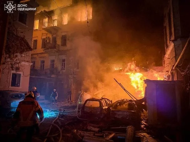 Понад 300 тисяч сімей без світла: наслідки масованих обстрілів Одеси