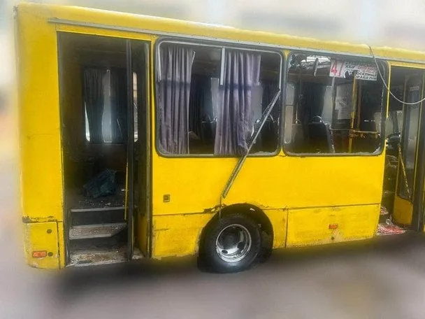 Атака на маршрутку у Херсоні: що сталося й скільки постраждалих