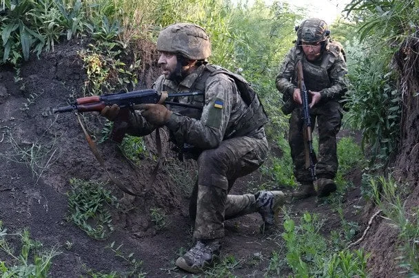 Як змінюється характер фронту: новий ривок Росії та відповідь України