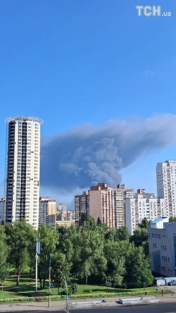 Масштабна пожежа у Києві: як розпізнати й уникнути небезпеки