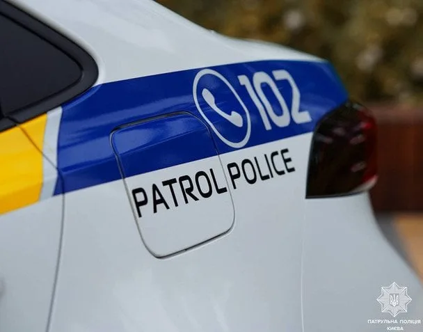 Водія евакуатора забрали до ТЦК під час порятунку з Херсона: як поліція викликала обурення