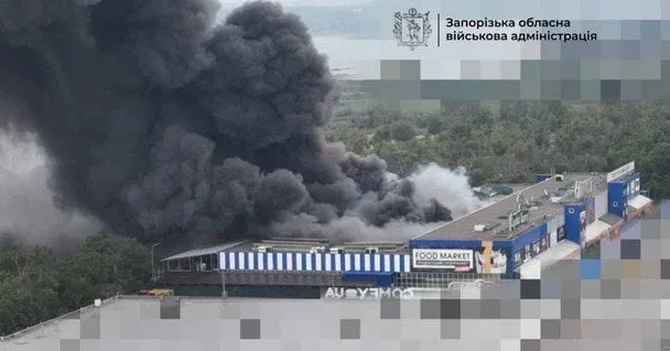 Атака на торговельний центр у Запоріжжі: що сталося та останні новини
