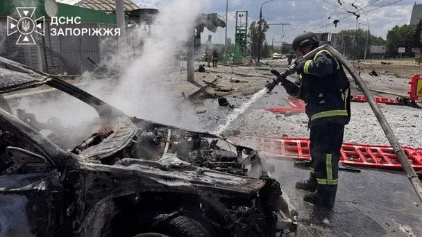 Атака на Запоріжжя: свідчення з місця удару по АЗС